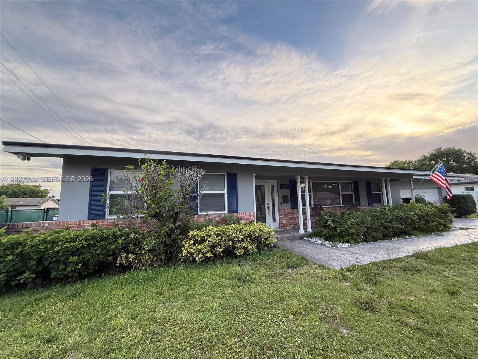 7461 NW 6th St, Plantation FL 33317 photo 2