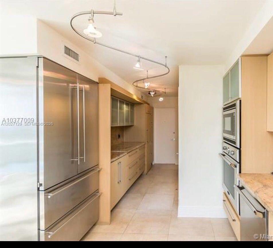 607 Ocean Dr # 9K, Key Biscayne FL 33149 photo 4