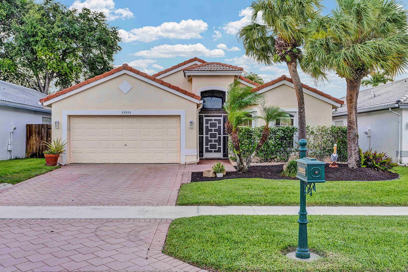 22925 Sterling Lakes Drive, Boca Raton FL 33433 photo 2