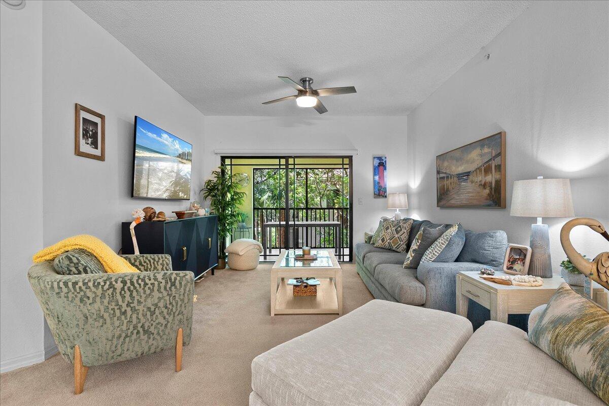 3020 Alcazar Place # 308, Palm Beach Gardens FL 33410
