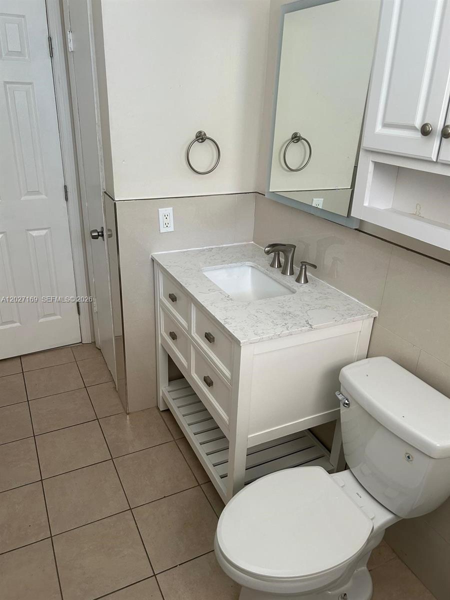 1923 SW 99th Ter, Miramar FL 33025 photo 5