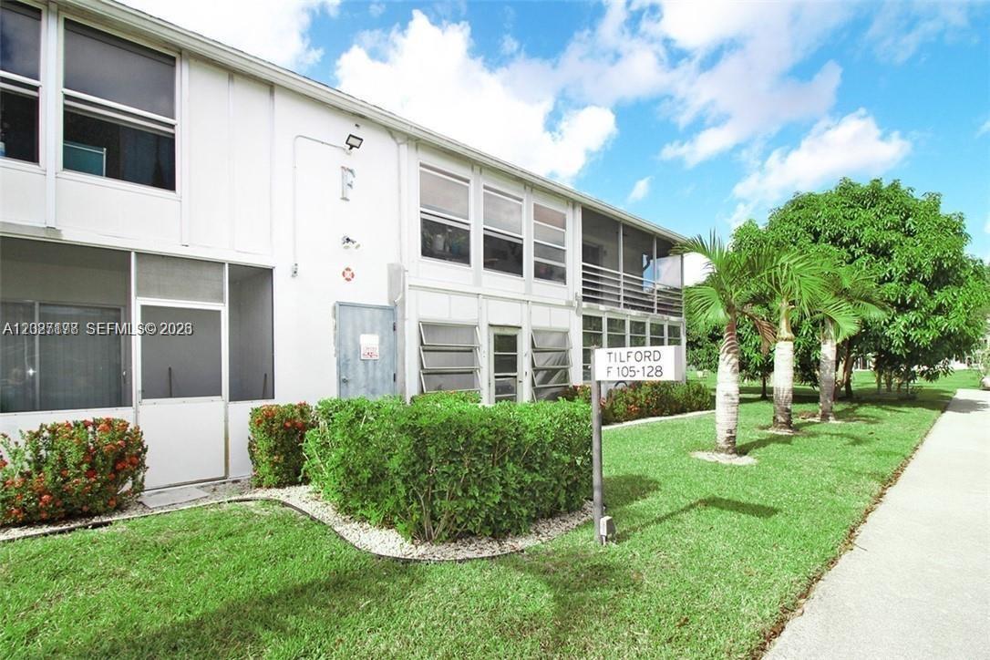 111 Tilford F # 111, Deerfield Beach FL 33442 photo 2