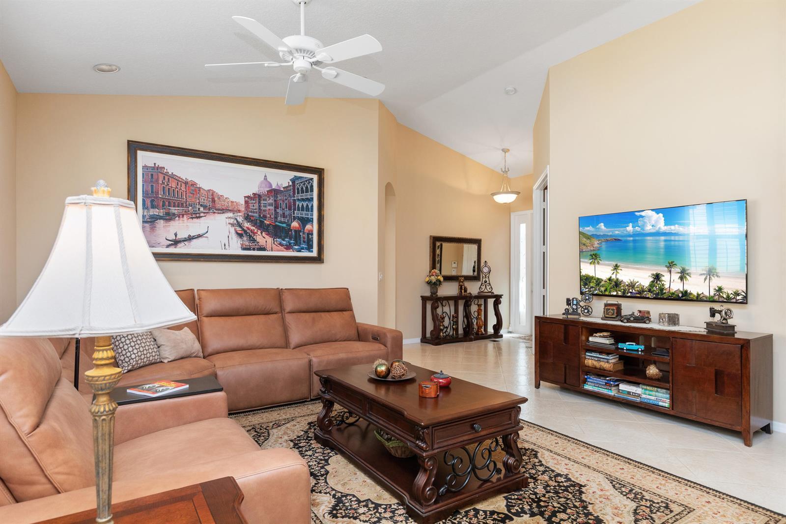 6698 Vía Roma, Delray Beach FL 33446 photo 2