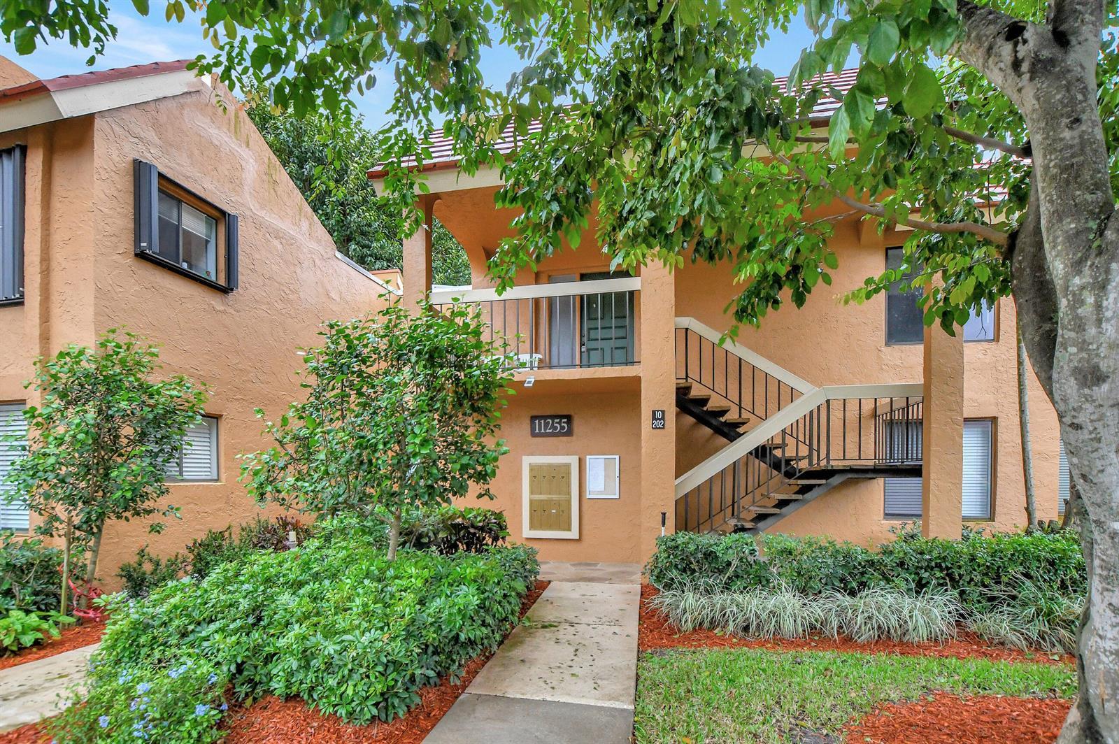 11255 Green Lake Drive # 202, Boynton Beach FL 33437 photo 4