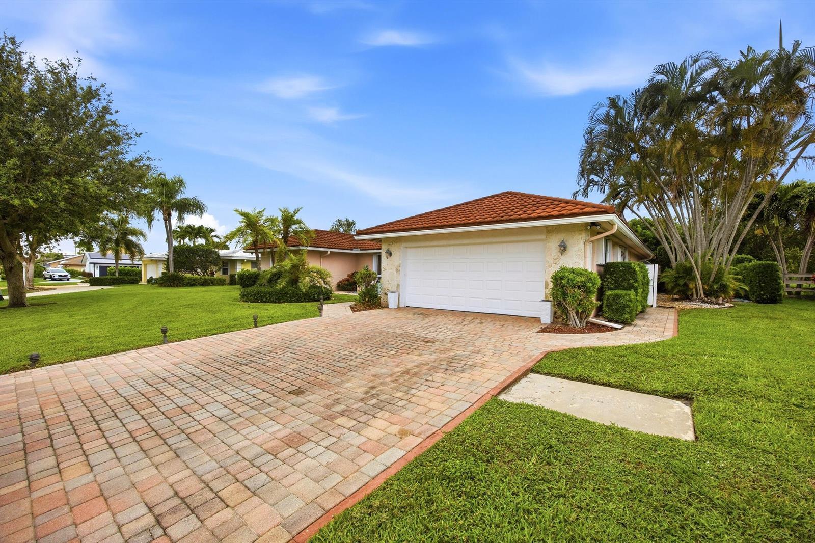375 NW 53rd Street, Boca Raton FL 33487 photo 3