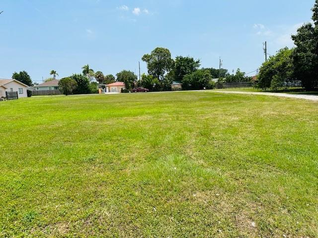 3421 Helena Drive, Lake Worth FL 33461 photo 3