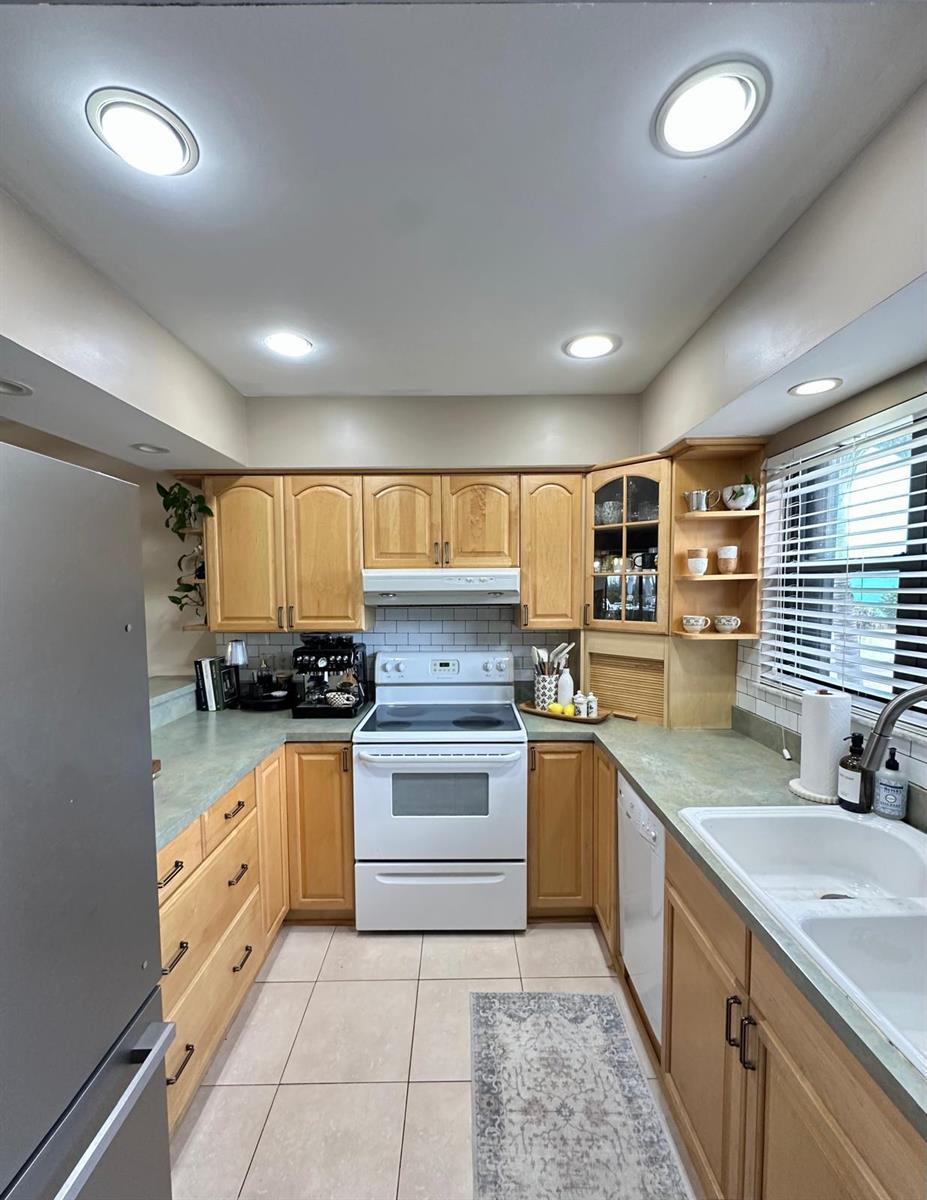 13509 S Indian River Drive # 406, Jensen Beach FL 34957 photo 2