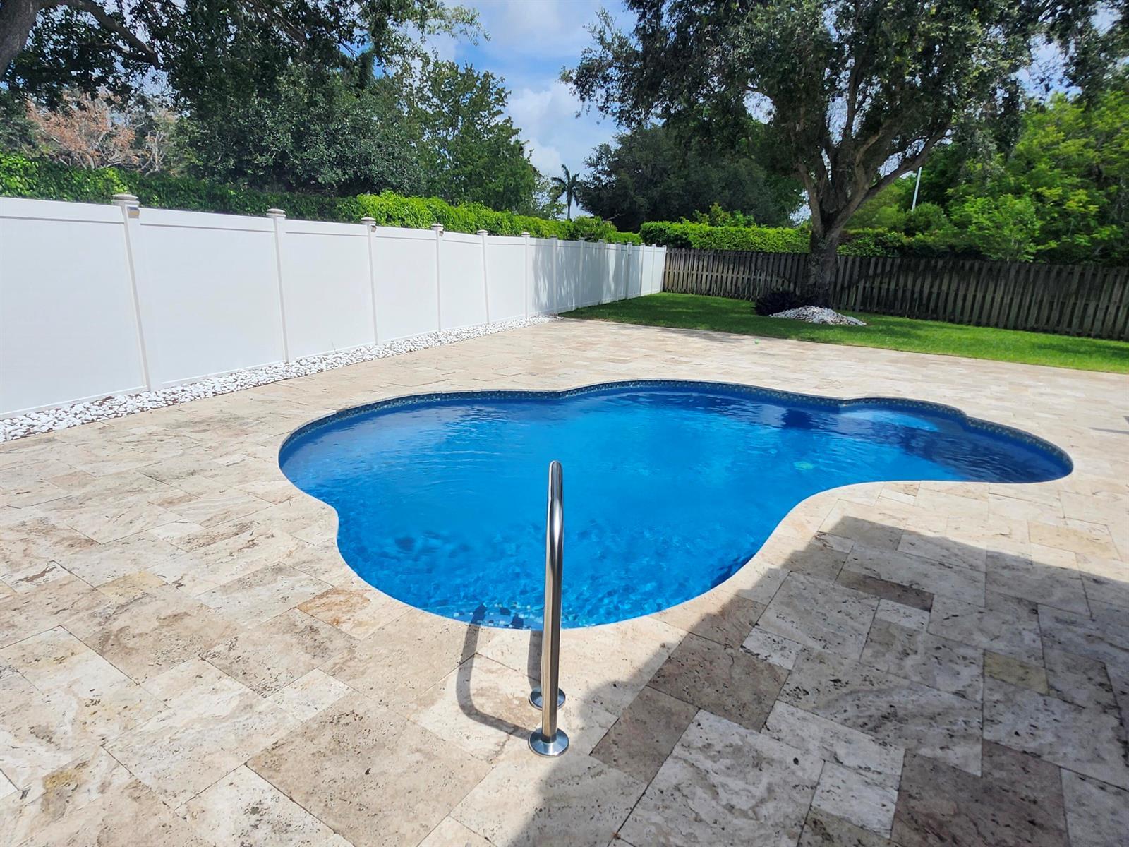 1582 NW 135th Avenue, Pembroke Pines FL 33028 photo 4