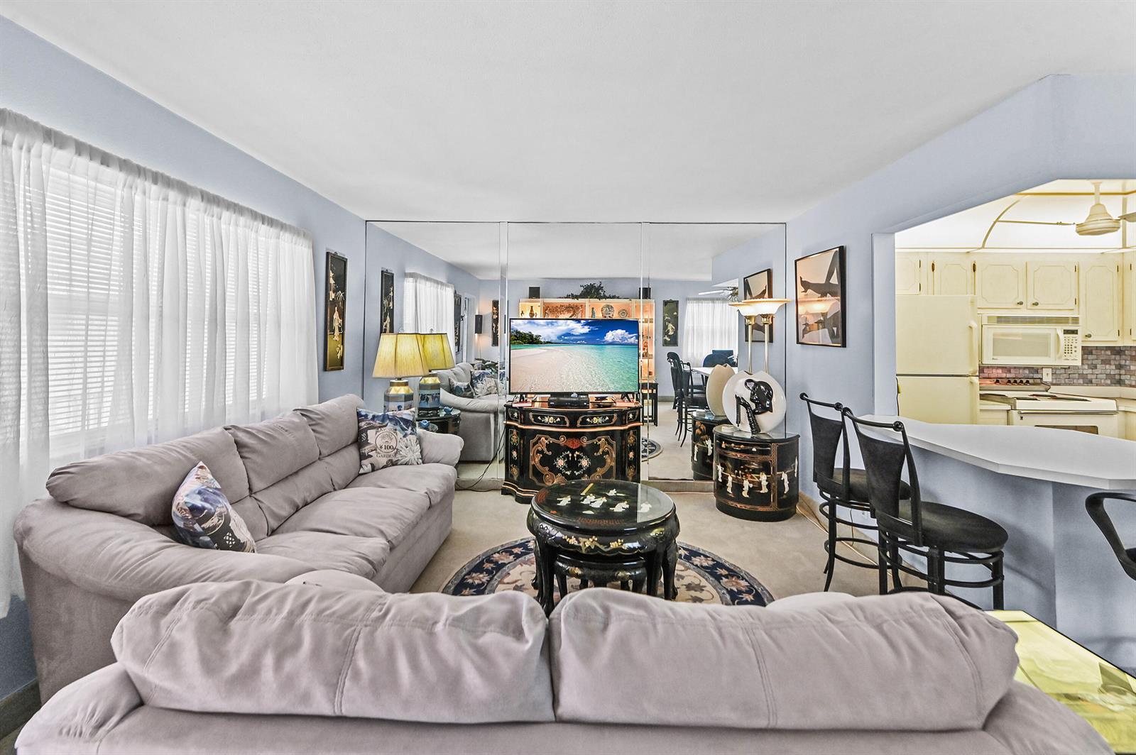 38 Saxony # A, Delray Beach FL 33446 photo 3