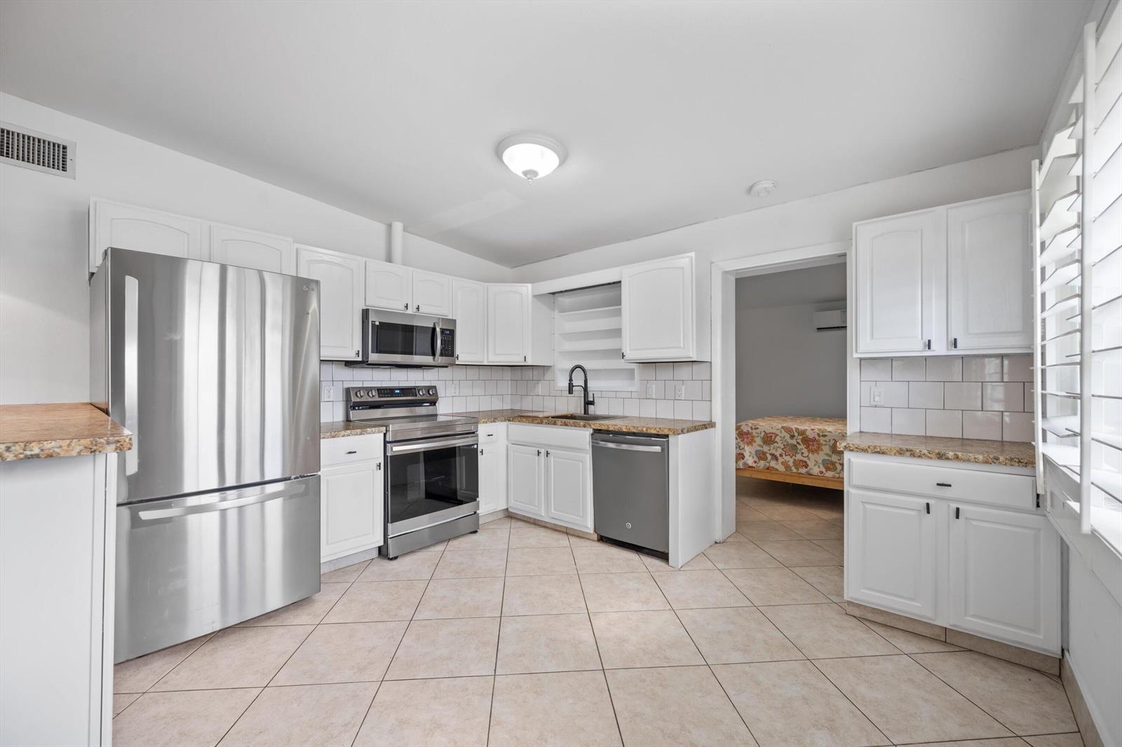 2179 Pepper Road, West Palm Beach FL 33415 photo 3
