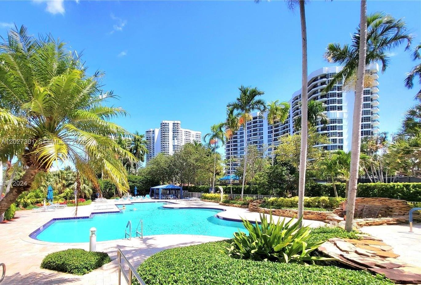 3500 Mystic Pointe Dr # 2003, Aventura FL 33180 photo 3