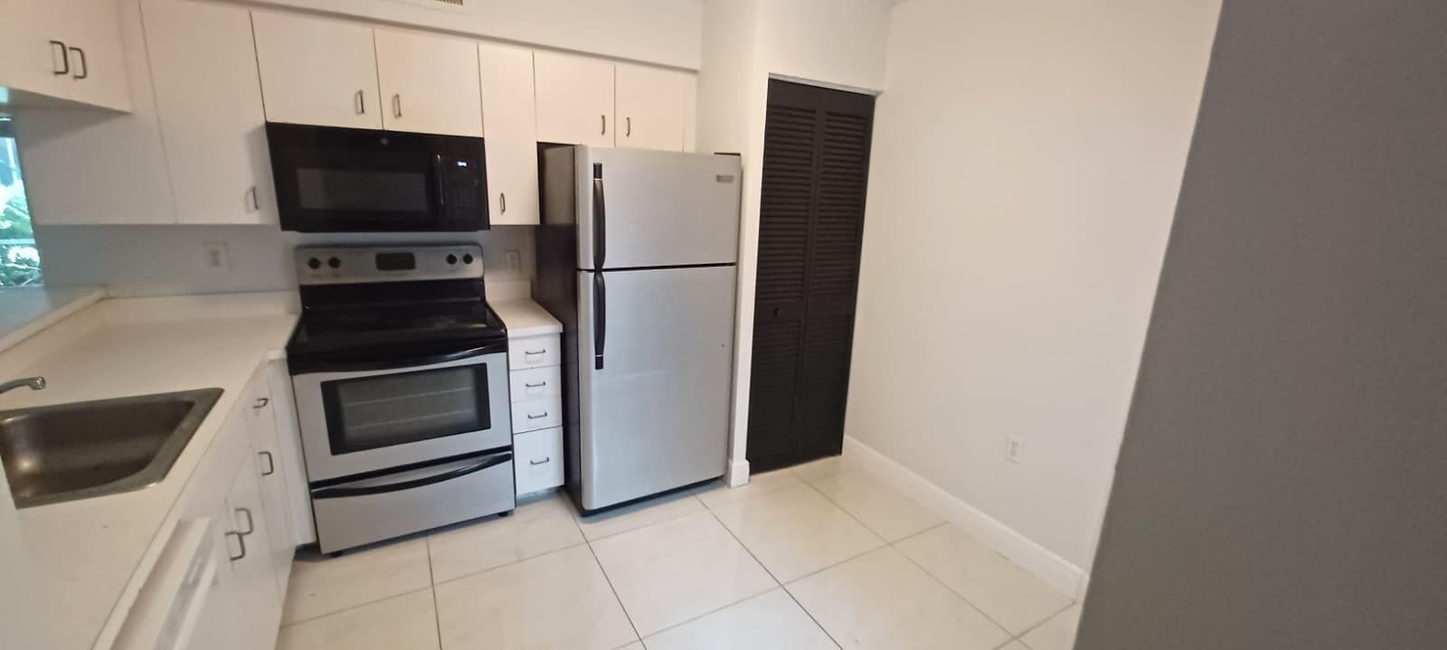 19111 Glenmoor Drive, West Palm Beach FL 33409