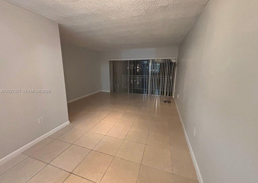 9373 Fontainebleau Blvd # K232, Miami FL 33172 photo 3