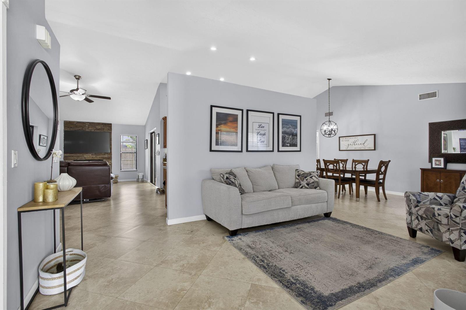 559 Azure Avenue, Wellington FL 33414 photo 3