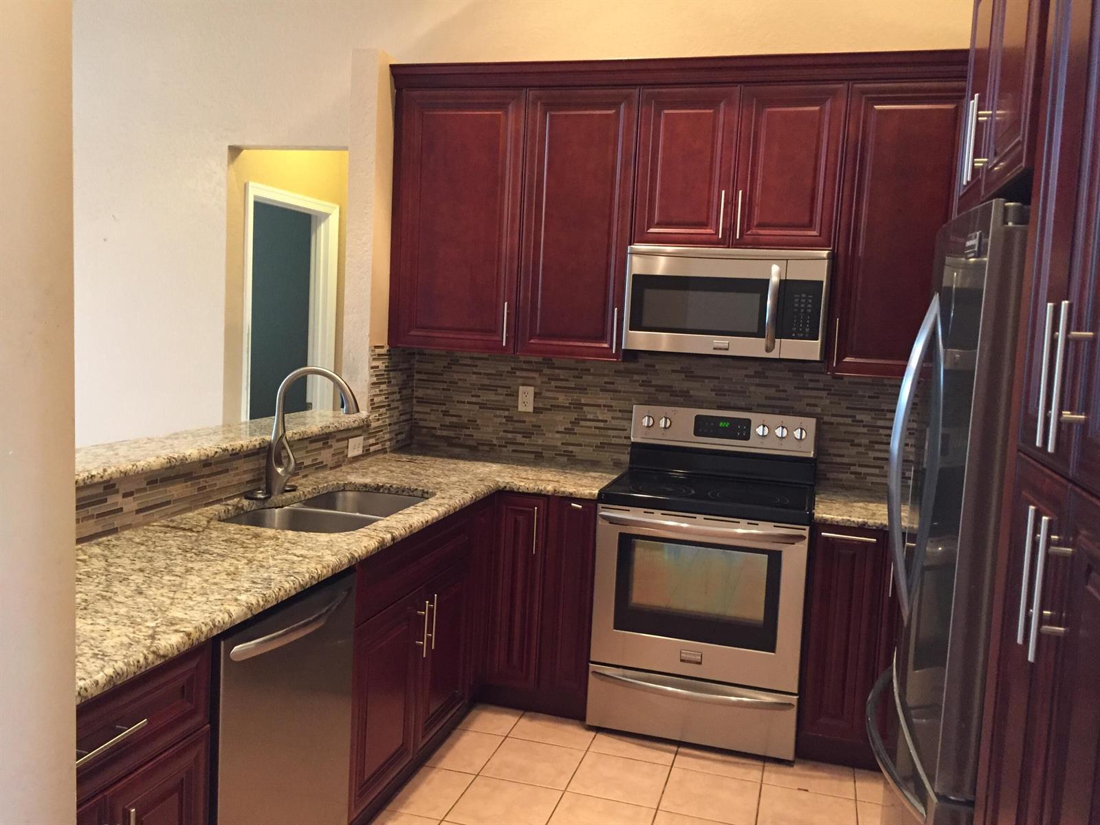 6711 Stonecreek Street, FL 33413 photo 3