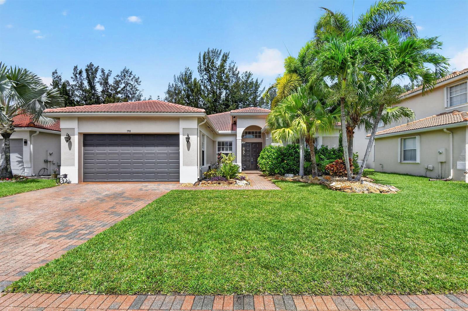 198 Bella Vista Way, Royal Palm Beach FL 33411