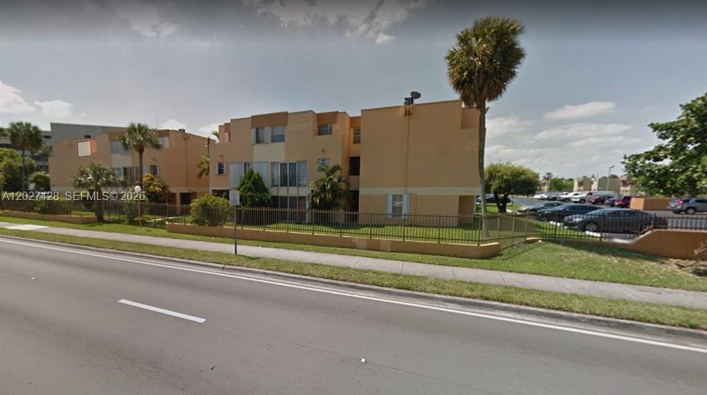 9311 SW 4th St # 121A, Miami FL 33174