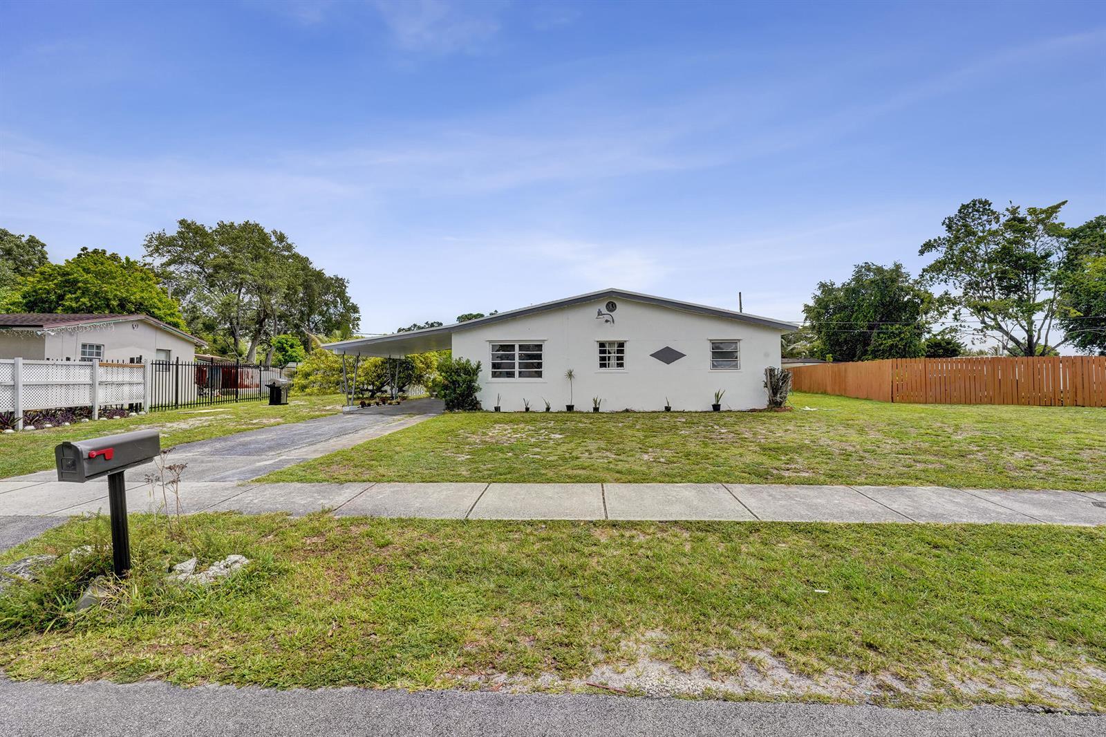 4111 SW 32nd Drive, West Park FL 33023 photo 2