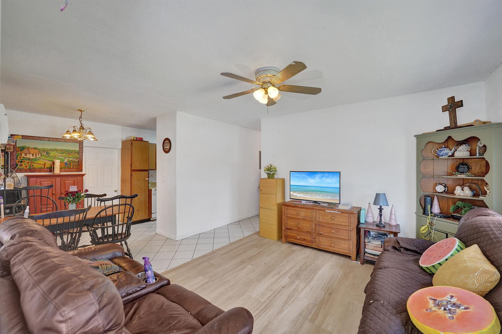 4111 SW 32nd Drive, West Park FL 33023 photo 5