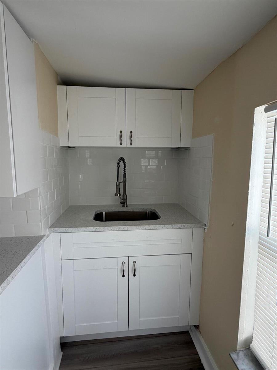 1018 Adams Street, West Palm Beach FL 33407 photo 4