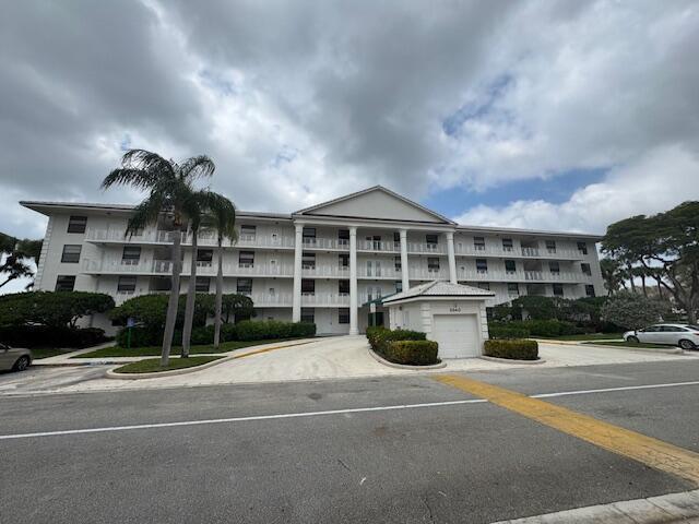 3540 Whitehall Drive # 202, West Palm Beach FL 33401 photo 3