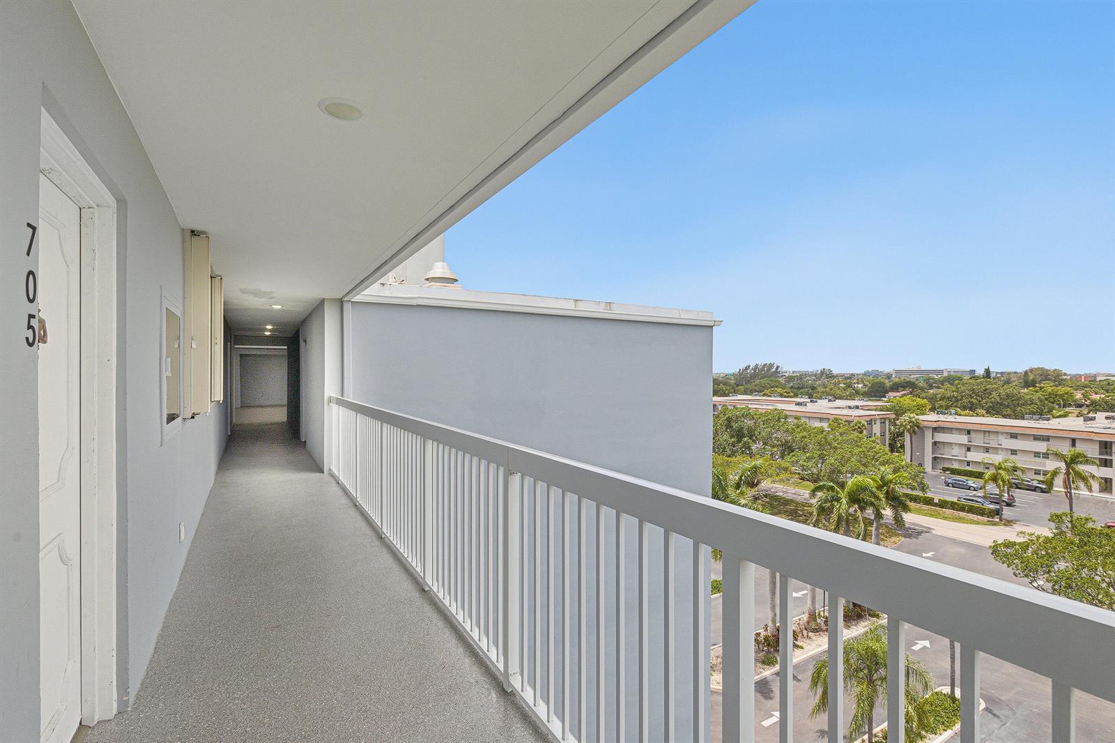5700 NW 2nd Avenue # 705, Boca Raton FL 33487 photo 4