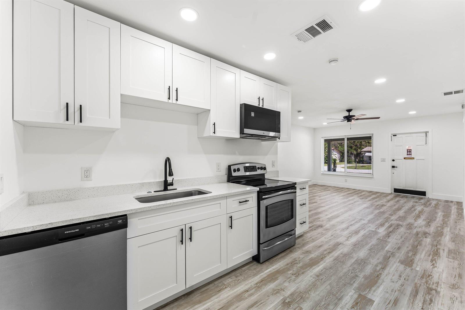 134 SW 14th Avenue # A, Boynton Beach FL 33435 photo 5