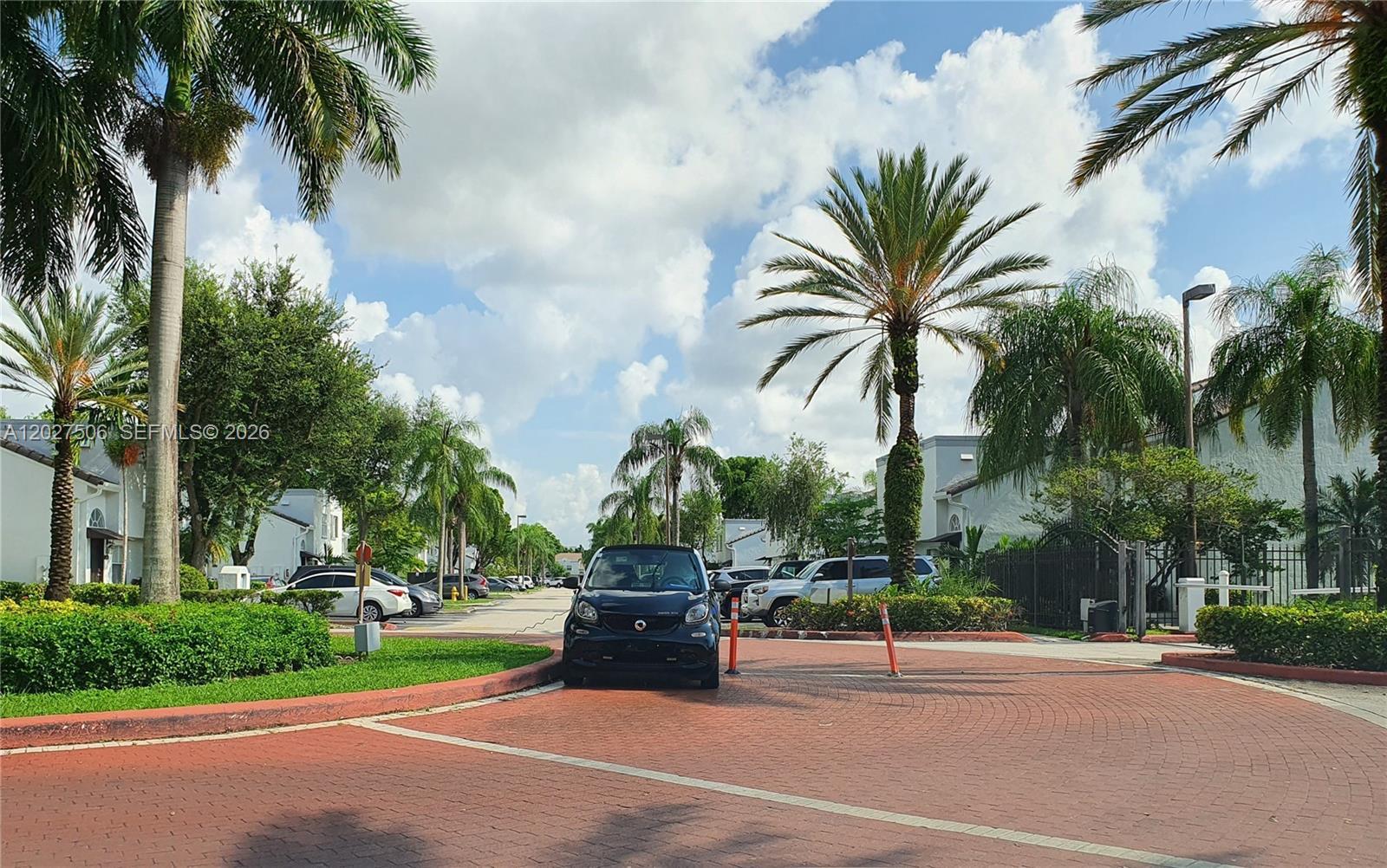 Doral, FL 33166 photo 4