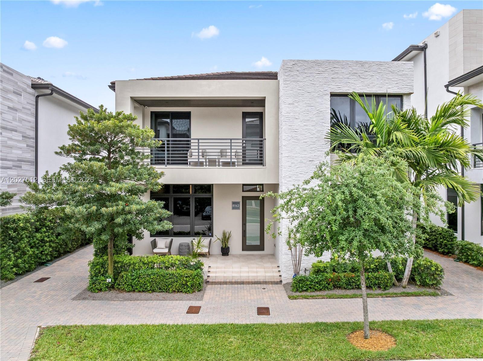 8162 NW 48th Ter, Doral FL 33166