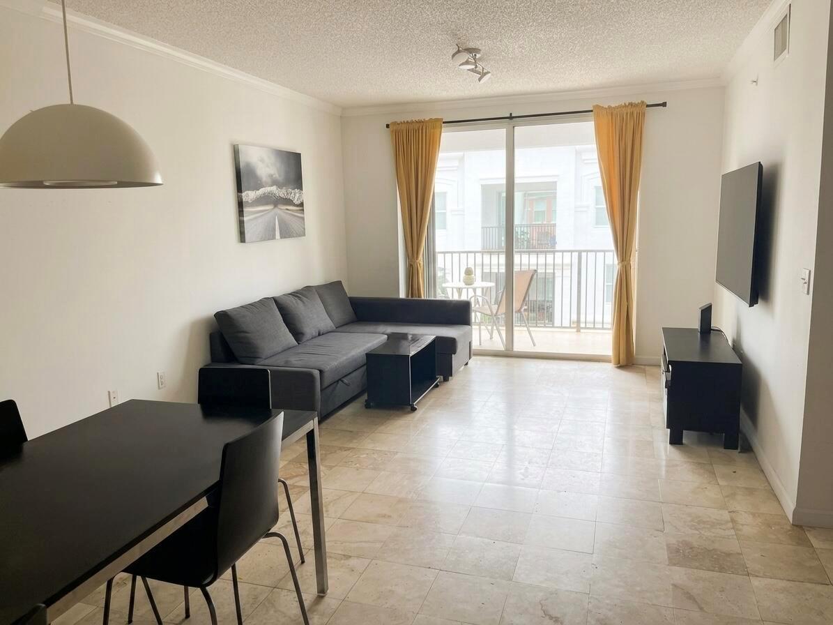 17100 N Bay Road # 1911, Sunny Isles Beach FL 33160 photo 3