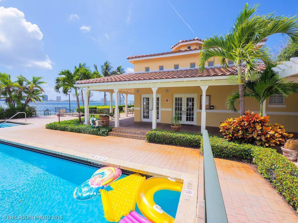 1040 Lake Shore Drive # 104, Lake Park FL 33403
