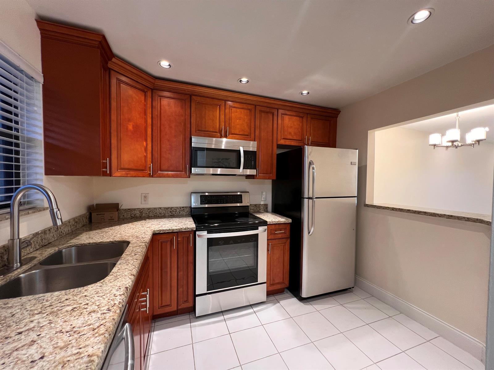 21911 Lake Forest Circle # 206, Boca Raton FL 33433 photo 2