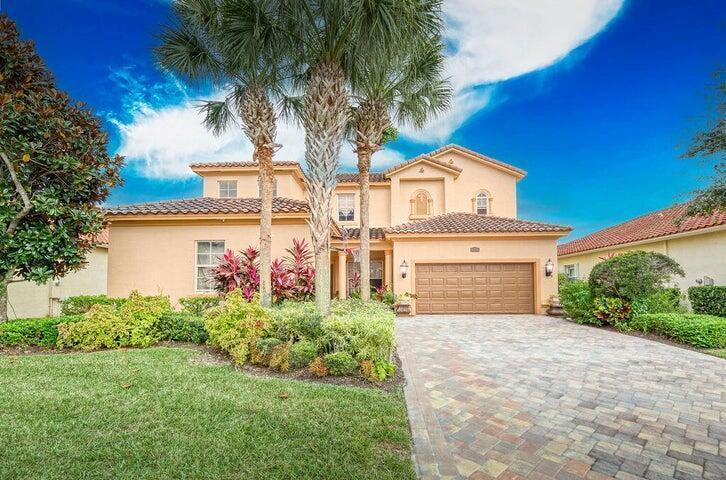 5574 55th Avenue, Vero Beach FL 32967 photo 2