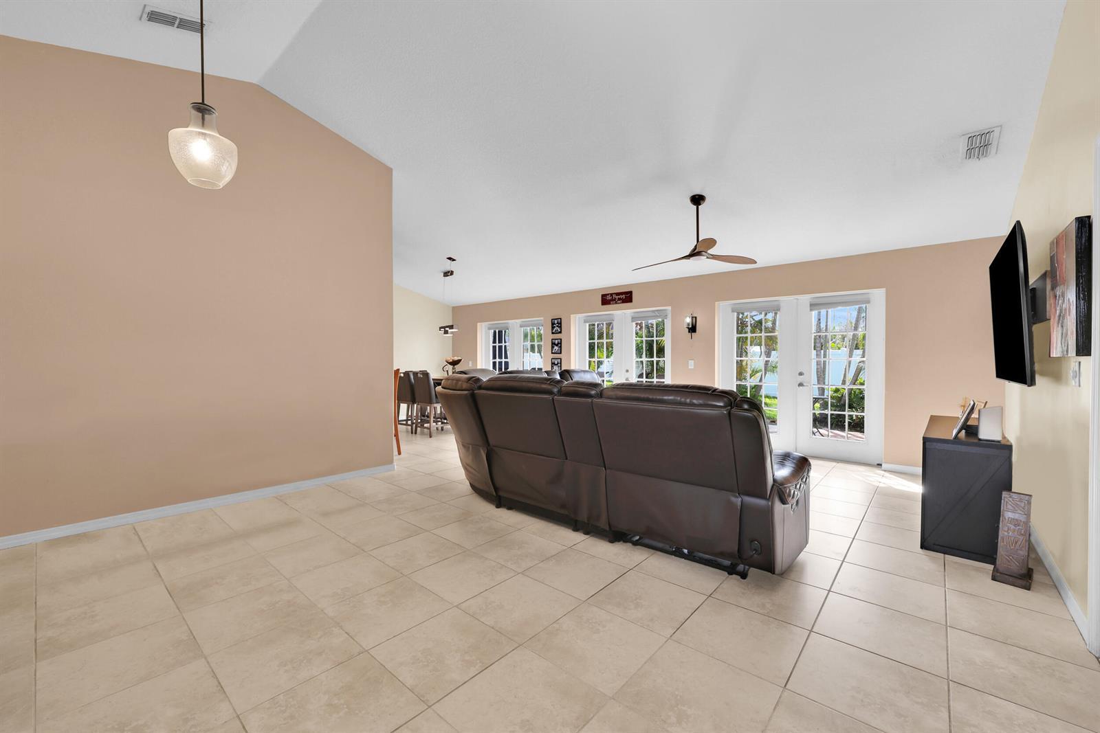 2522 SE Lyman Circle, Port St. Lucie FL 34952 photo 5