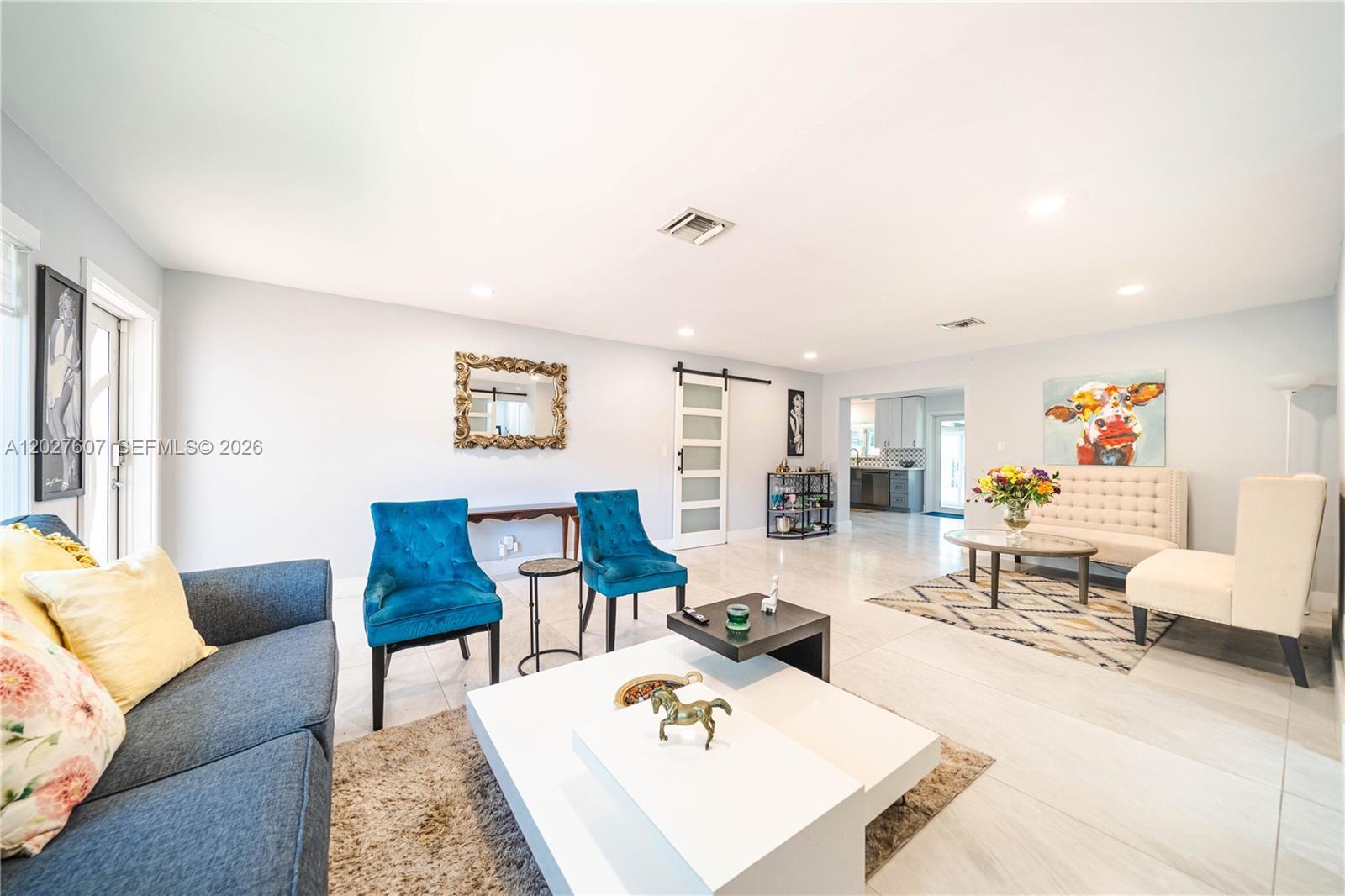 1101 NE 5th St, Hallandale Beach FL 33009 photo 3