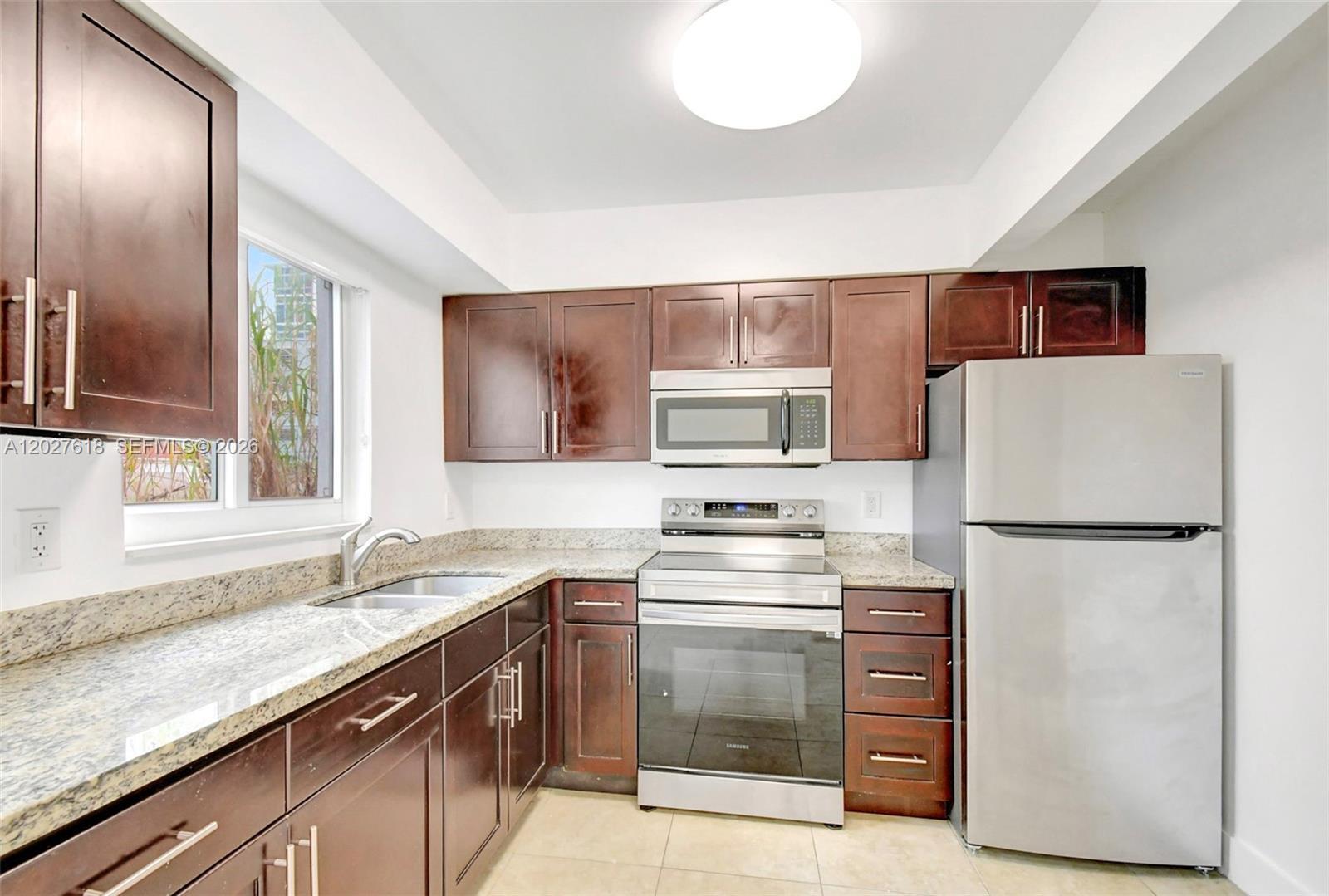 407 SE 9th Court # 1, Hallandale Beach FL 33009 photo 3