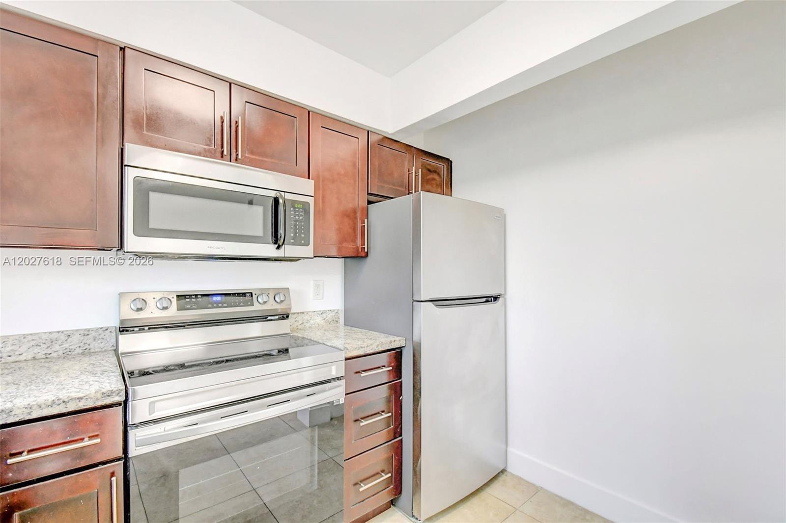 407 SE 9th Court # 1, Hallandale Beach FL 33009 photo 5