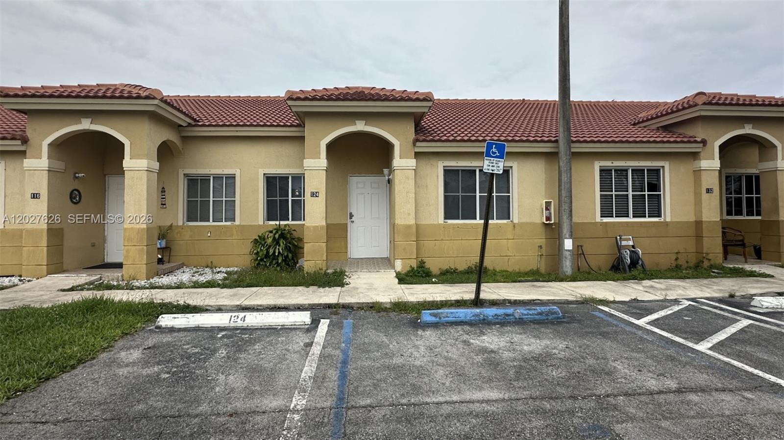 124 NE 13th Ave # 21, Homestead FL 33033