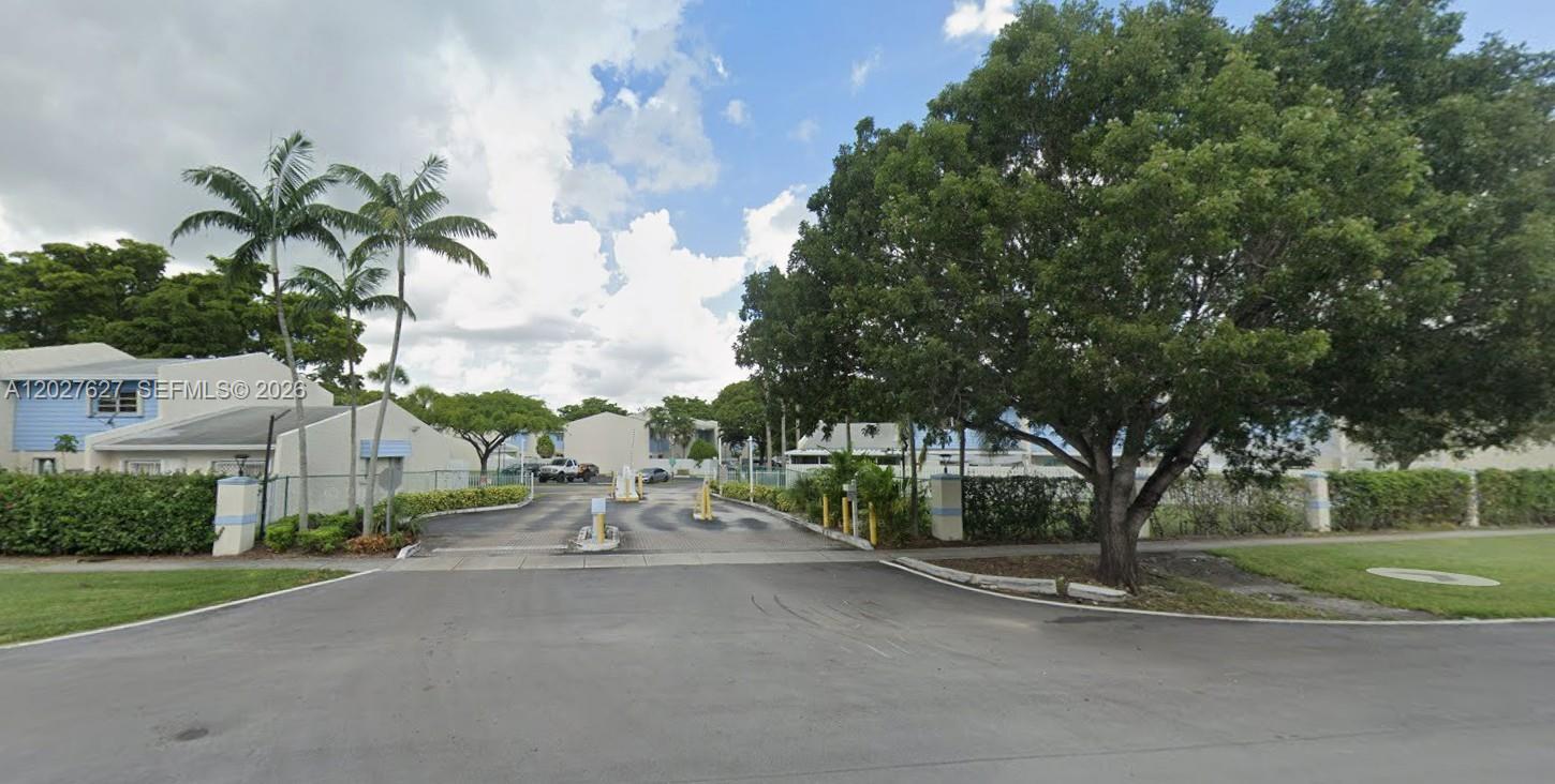 22317 SW 103rd Ave, Cutler Bay FL 33190