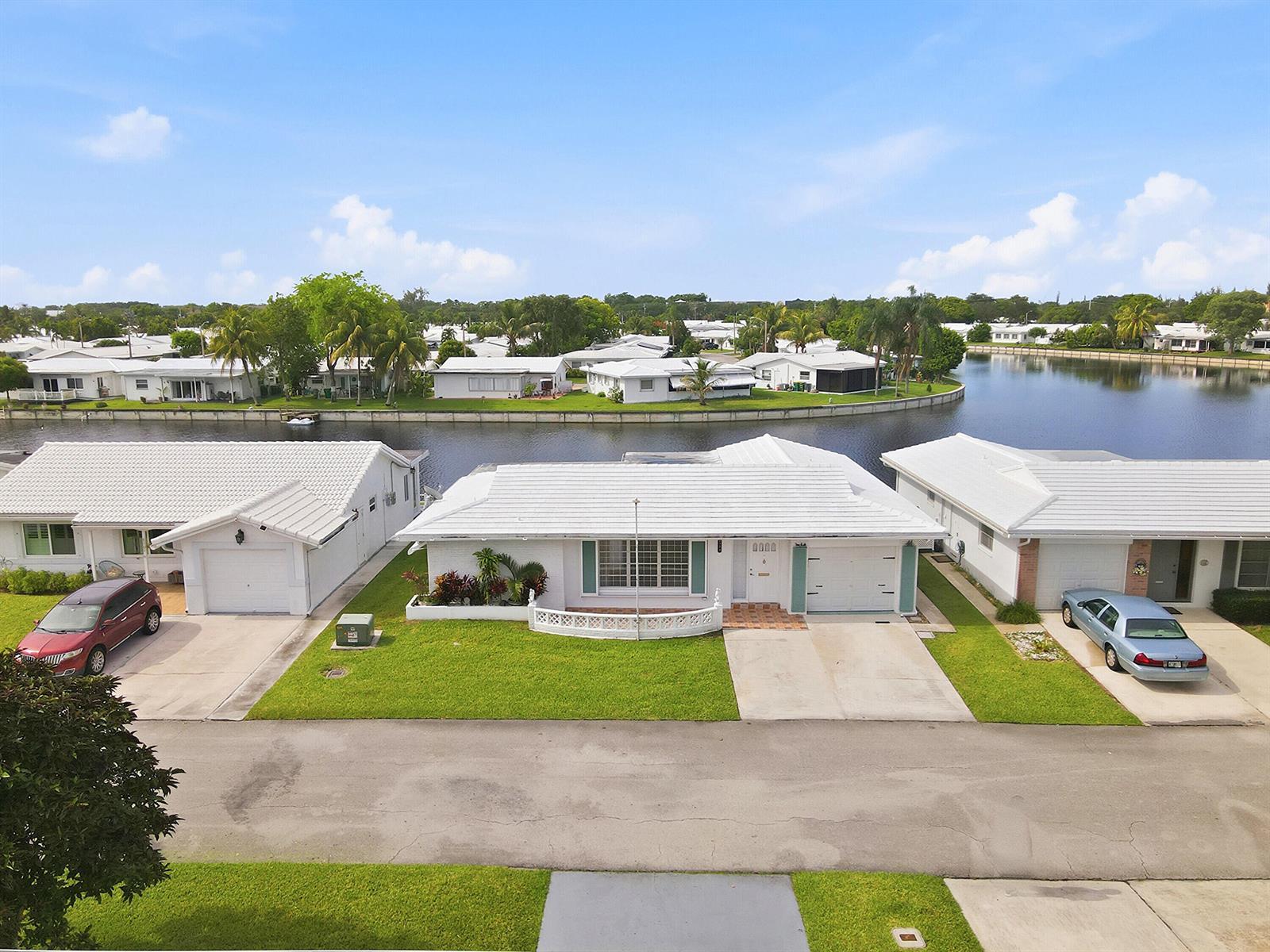 8304 NW 59th Street, Tamarac FL 33321 photo 2
