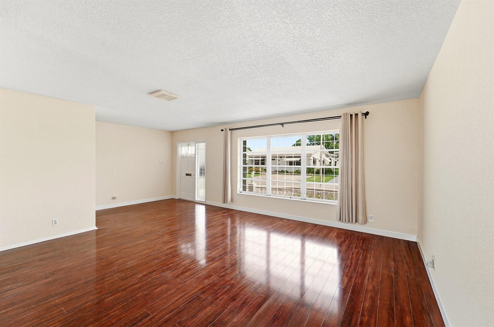 8304 NW 59th Street, Tamarac FL 33321 photo 5