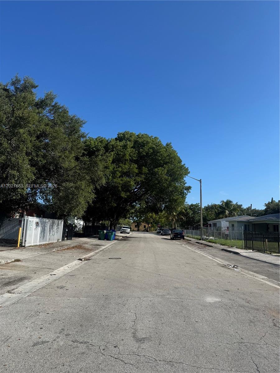6800 NW 2 CT, Miami FL 33150 photo 4