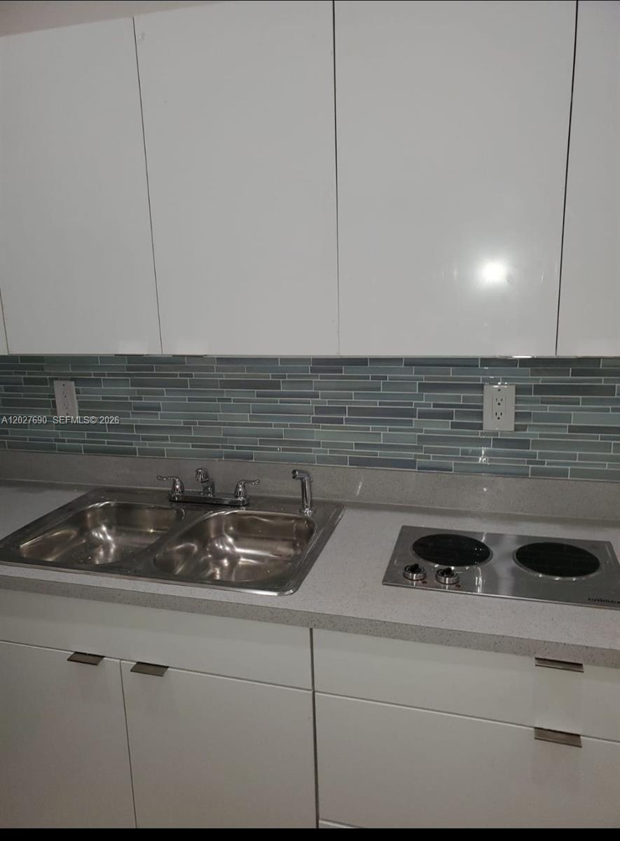 15230 NW 89th Ave # 1, Miami Lakes FL 33018 photo 3