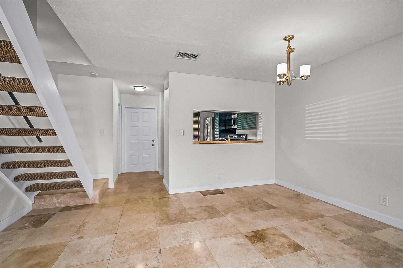 2700 S Oakland Forest Drive # 305, Oakland Park FL 33309 photo 4