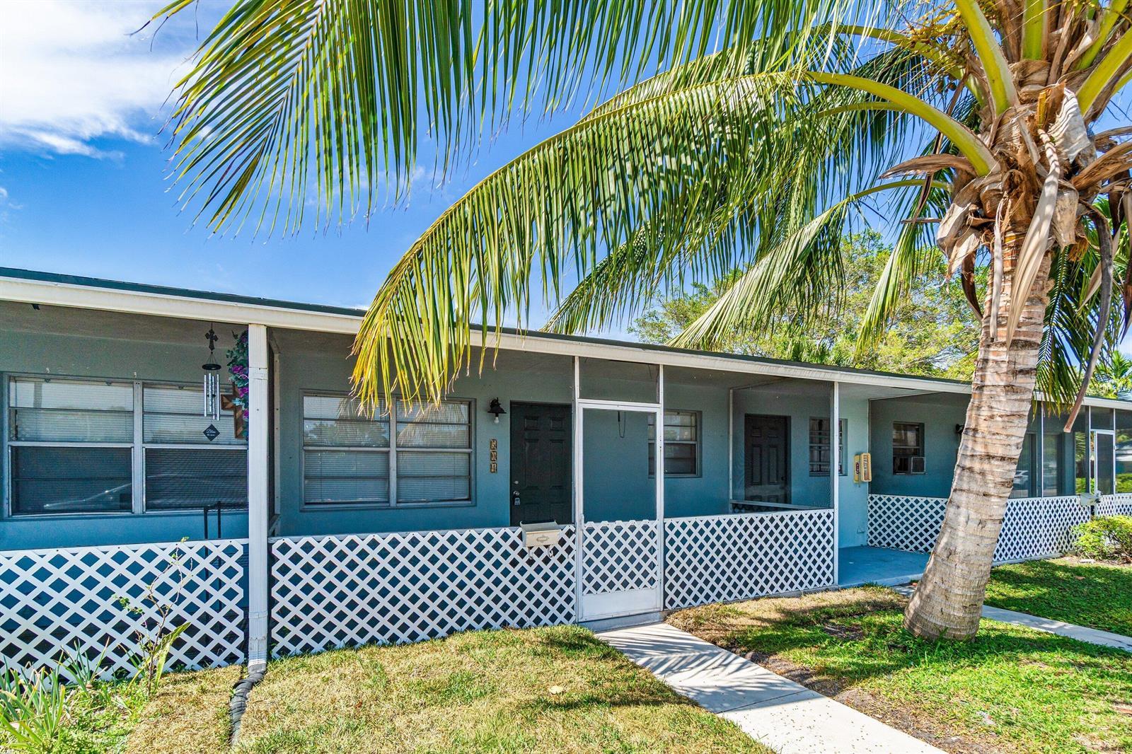 504 9th Avenue N # 508, FL 33460 photo 2