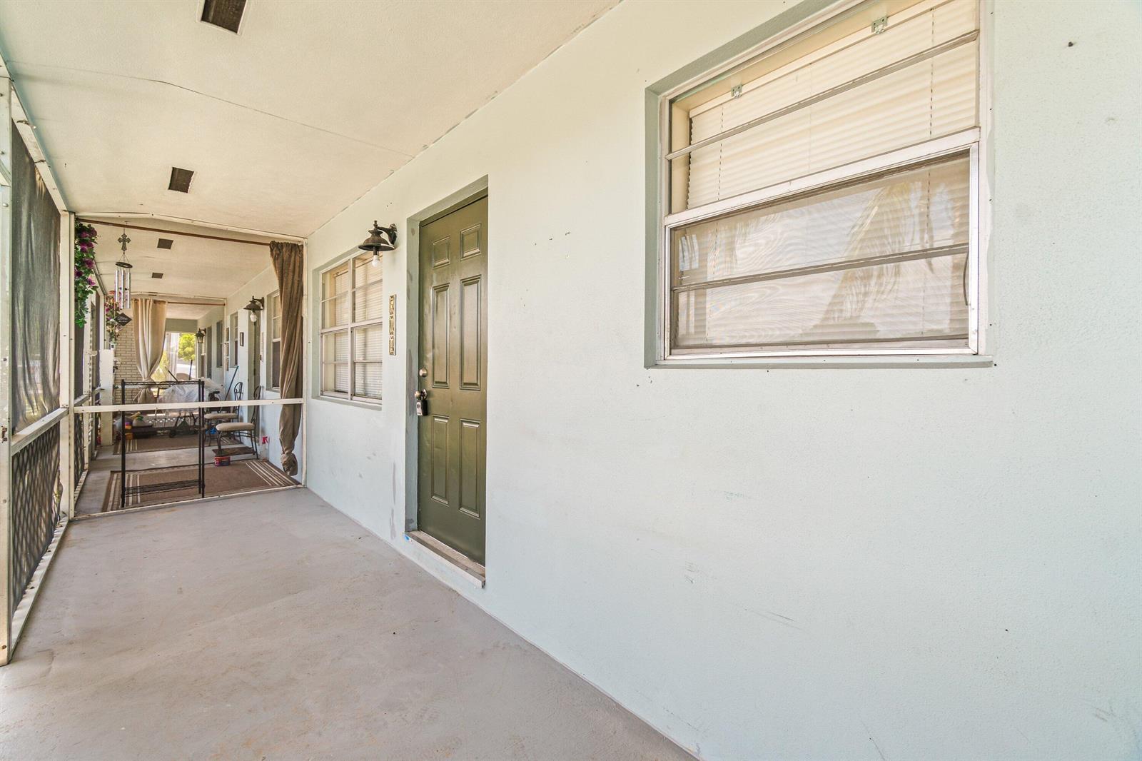 504 9th Avenue N # 508, FL 33460 photo 5