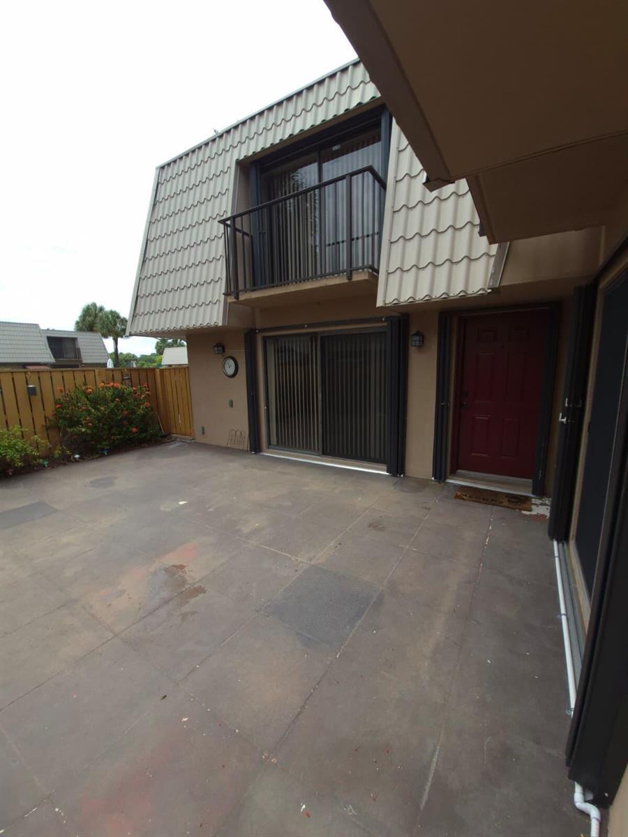 5012 50th Way, West Palm Beach FL 33409 photo 2