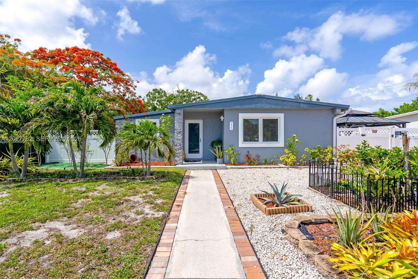 255 NE 41st Ct, Deerfield Beach FL 33064