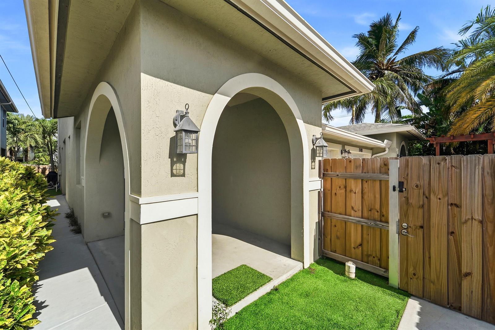 1141 NE 3rd Avenue, Fort Lauderdale FL 33304 photo 3