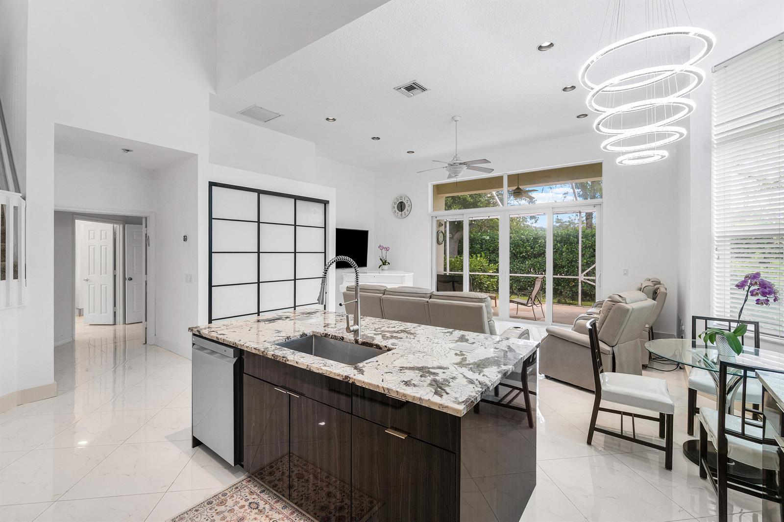 7087 NW 78th Place, Parkland FL 33067
